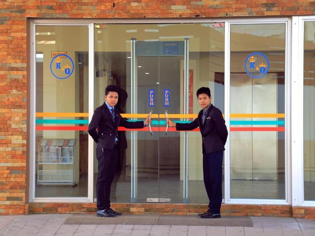 King & Queen Hotel Monywa Luaran gambar