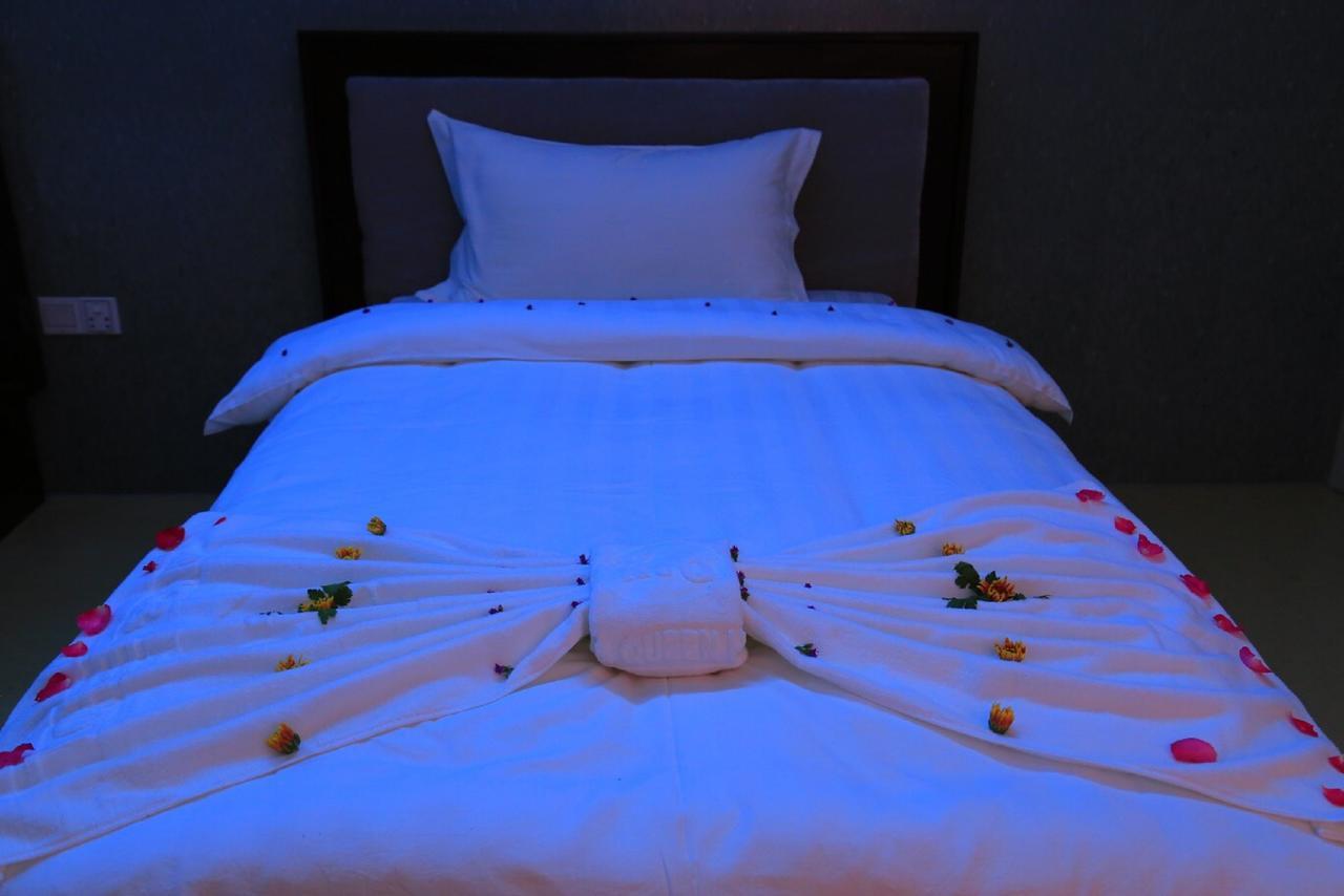 King & Queen Hotel Monywa Luaran gambar