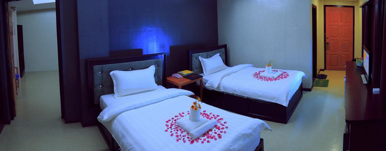 King & Queen Hotel Monywa Luaran gambar